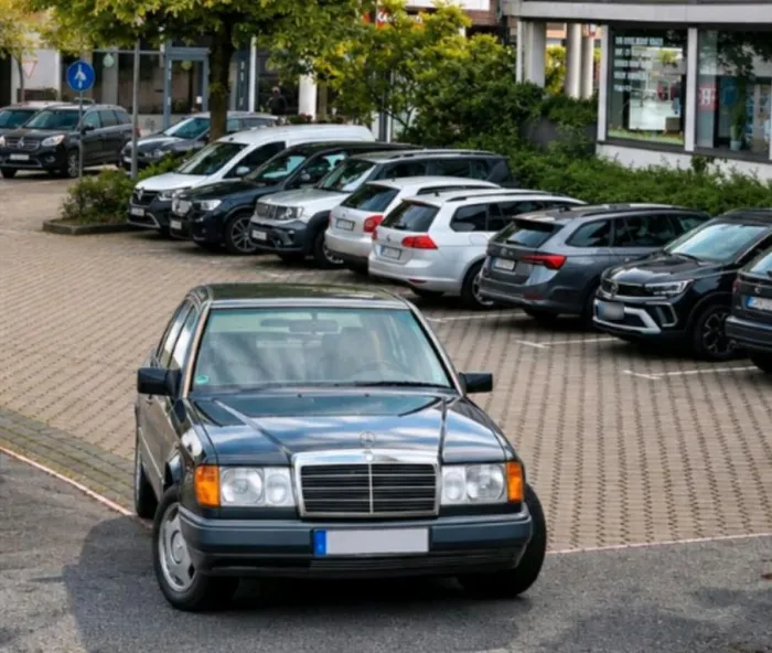 Mercedes-Benz Mercedes Benz W124 2-Vorbesitzer Original ...
