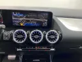 Mercedes-Benz GLA 200 AMG+AHK+PANO+360°+DISTR+PARK+LED