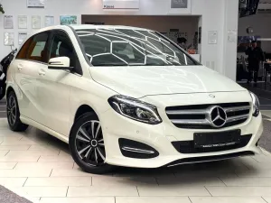 Mercedes-Benz B 180 Urban Automatik Navi RueFaKa Teilleder AHK