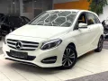Mercedes-Benz B 180 Urban Automatik Navi RueFaKa Teilleder AHK
