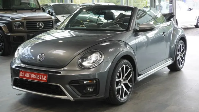Volkswagen Beetle Cabrio Dune*BiXenon*Leder*Kam*Rarität*Top