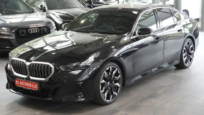 BMW 540d Limousine xDrive M Sport*HEAD-UP*STHZ*360°*