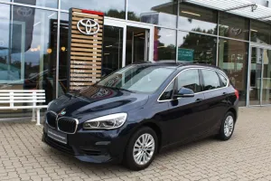 BMW 218i Active Tourer Advantage*GJR*PDC*PANO*NAVI*