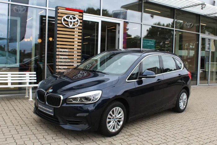 BMW 218i Active Tourer Advantage*GJR*PDC*PANO*NAVI*