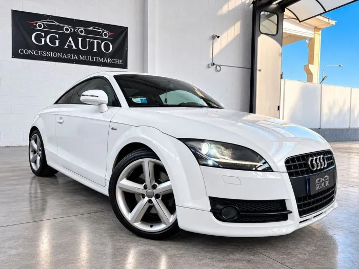 Audi TT Coupé 1.8 TFSI 160cv s-line