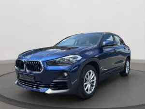 BMW X2 sDrive 18i Adv. Head-UP/SHZ/kamera+2xPDC/Hifi
