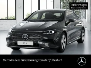 Mercedes-Benz CLA 180 Pano LED Kamera Spurhalt-Ass Totwinkel