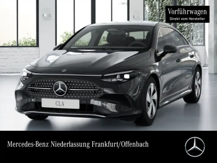 Mercedes-Benz CLA 180 Pano LED Kamera Spurhalt-Ass Totwinkel