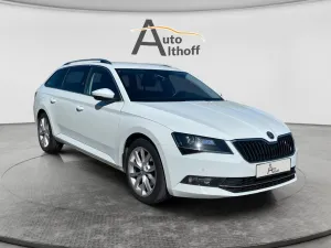 Skoda Superb Combi 1.8 TSI Style AHK BI-XEN SHZ PDC