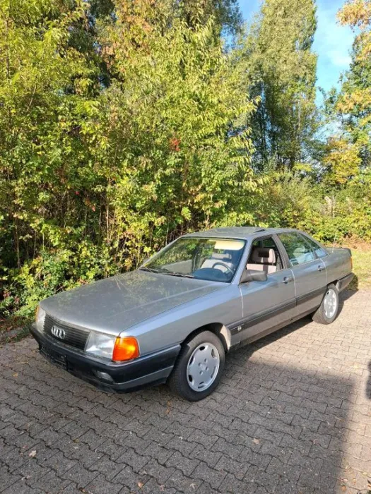 Audi TÜV NEU! Audi 100 C3 Typ 44 CS 2,2 5-Zylin...
