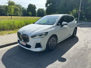 BMW 220i Active Tourer *M-SPORT-LED-KAMERA-KEYLESS*