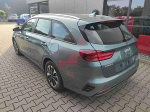 Kia Ceed SW 1.4 T-GDI DCT AT Spin*Navi*Shzg*Lhzg*PDC