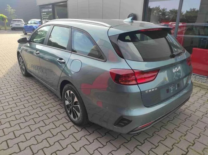 Kia Ceed SW 1.4 T-GDI DCT AT Spin*Navi*Shzg*Lhzg*PDC