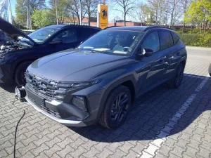 Hyundai TUCSON Black Edition Navi/L+Shzg/PDC v+h/Kamera/