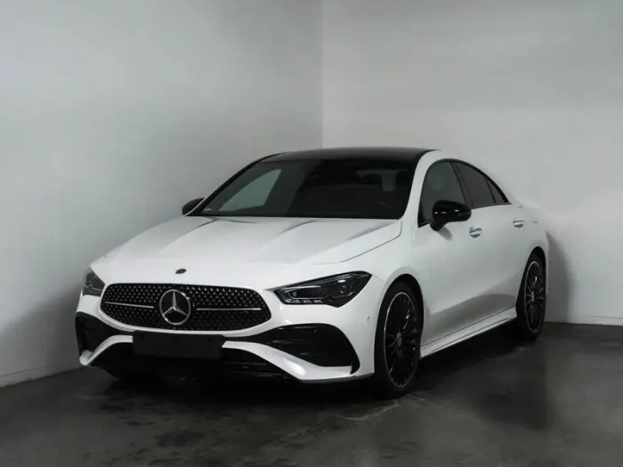Mercedes-Benz CLA 220 d AMG Night Panorama Burmest HUD DIS 19