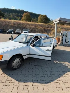 Mercedes-Benz Mercedes Benz w124 200