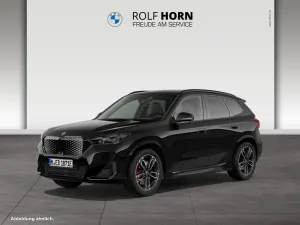 BMW iX1 eDrive20 M Sport M Pro HUD AHK Pano har/kar 