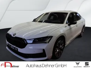 Skoda Superb Lim. Sportline iV DSG 8fach+elHK+AHK+ACC