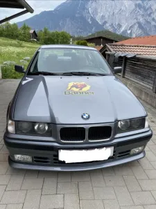 BMW 325i 