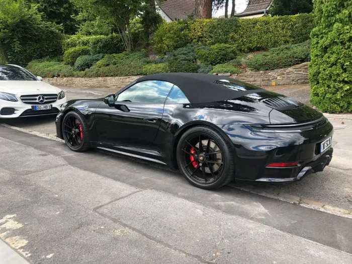 Porsche 992 4 GTS Cabriolet Carrera (Neuwertig 523 km)