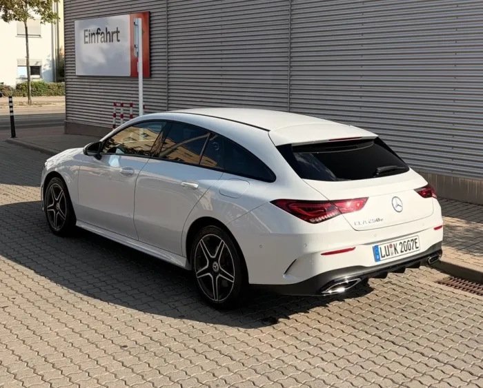 Mercedes-Benz CLA 250 Shooting Brake CLA 250 e DCT Shootin...