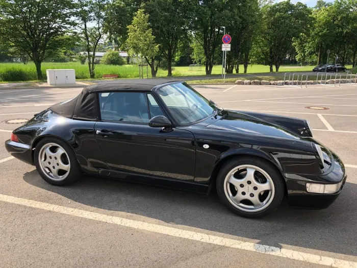 Porsche 911 Carrera 2 964