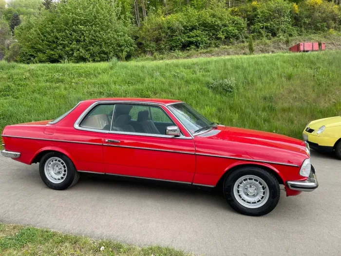 Mercedes-Benz Oldtimer Top Mercedes 230 Coupe - Tüv neu-...