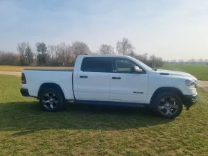 Dodge RAM 1500 4x4 V8 BIGHORN 5.7 LPG Standheizung uvm