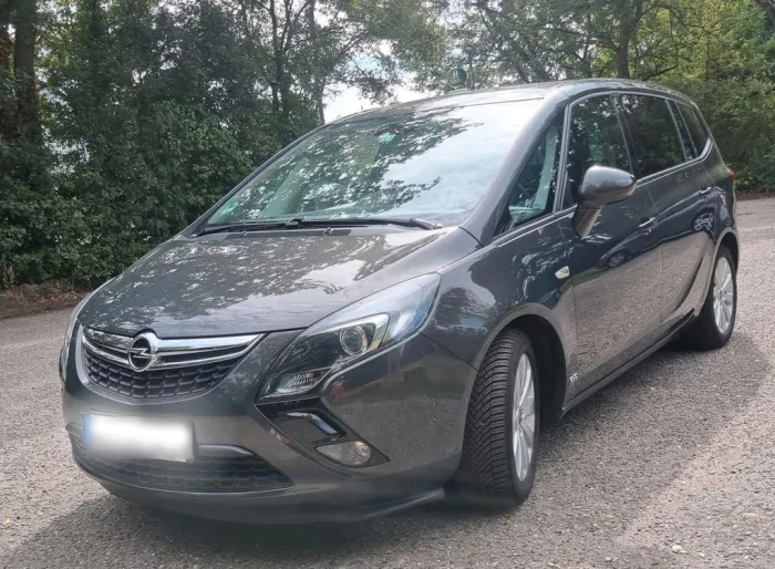 Opel OPEL Zafira*1.4* Sitzer*AHK