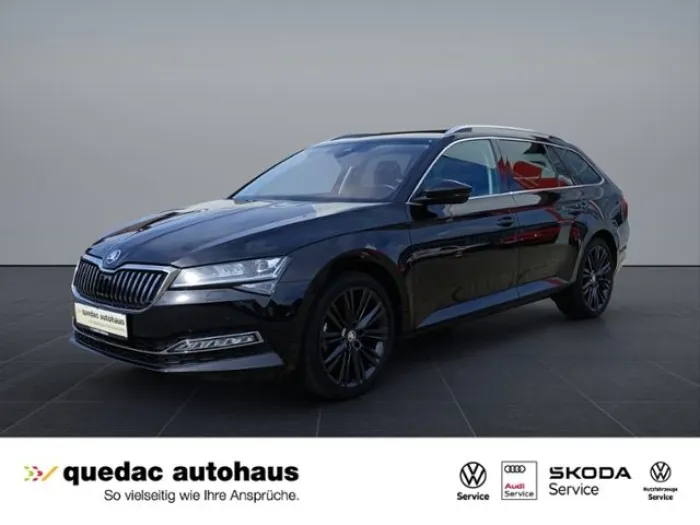 Skoda Superb Combi 2.0 TSI Style AHK RFK ACC