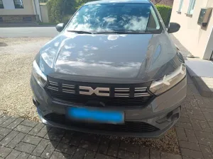 Dacia Sandero Essential TCe 90