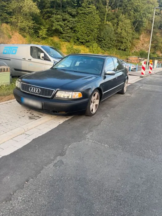 Audi A8 D2 3.7