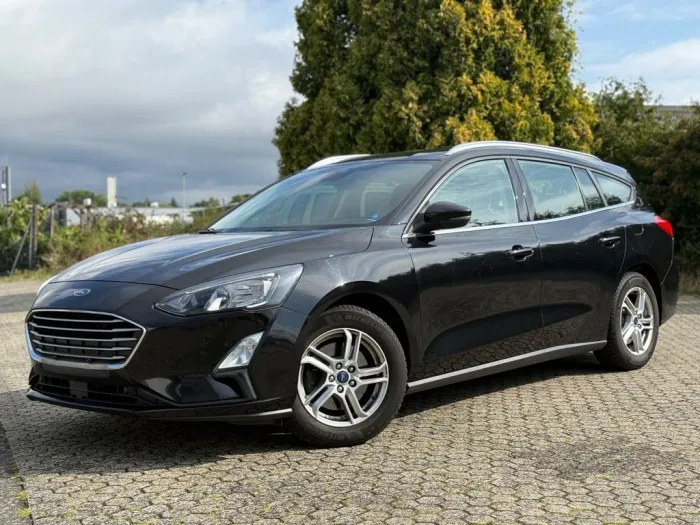 Ford Focus Turnier Cool & Connect * AUTOMATIK * LED *