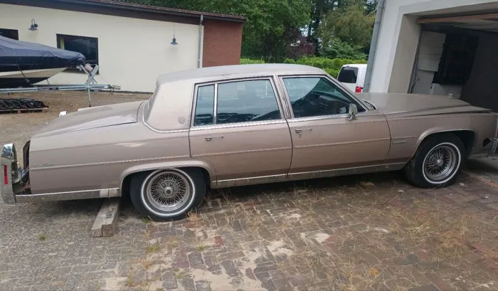 Other Cadillac Fleetwood