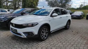 Fiat Tipo Kombi Cross Hybrid 1,5 GSE Automatik