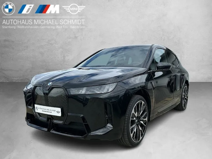 BMW iX xDrive60 // neues Modell // 611km elektrische