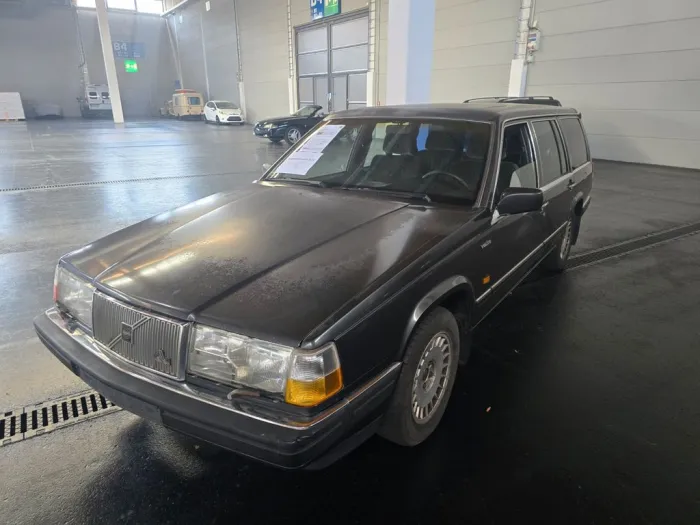Volvo 760  2.3 Turbo Intercooler Kombi 