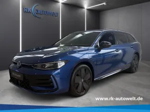 Volkswagen Passat R-Line 1,5 l eHybrid DSG AHK-klappbar Nav