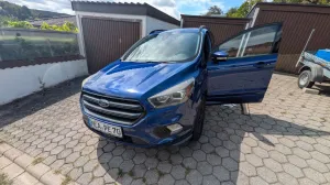 Ford Kuga 1,5 EcoBoost110kW ST-Line / Neuer Motor