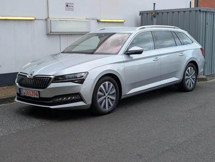 Skoda Superb Style iV AID/ACC/EHK/KeyLess/CANTON