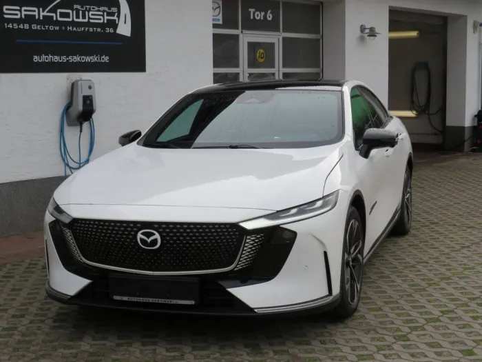 Mazda 6E AUT. TAKUMI NAVI HEAD UP SONY 360° KAMERA