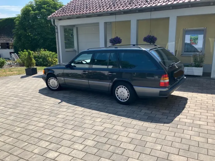 Mercedes-Benz 300 TE 24V - Sportline