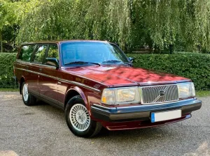 Volvo 240 2.3i US Diplomat - Klima, Tempo, Liebhaber!
