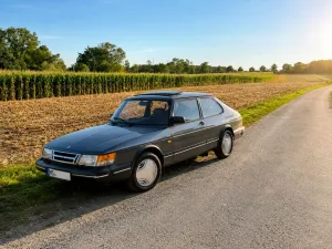 Saab 900i Jubilee - 1 von 300 - Oxblood-Leder - H
