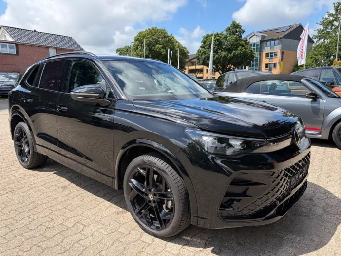 Volkswagen Tiguan 2.0 TDI 4Motion R-Line Black Style 20 Z