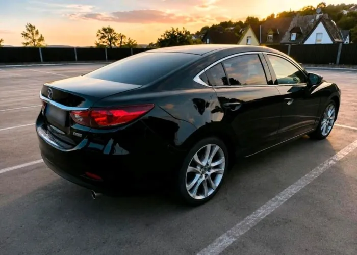 Mazda6 Automatik mit Kamera. Super sparsam!