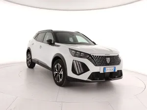 Peugeot 2008 PureTech 130 S&S EAT8 GT