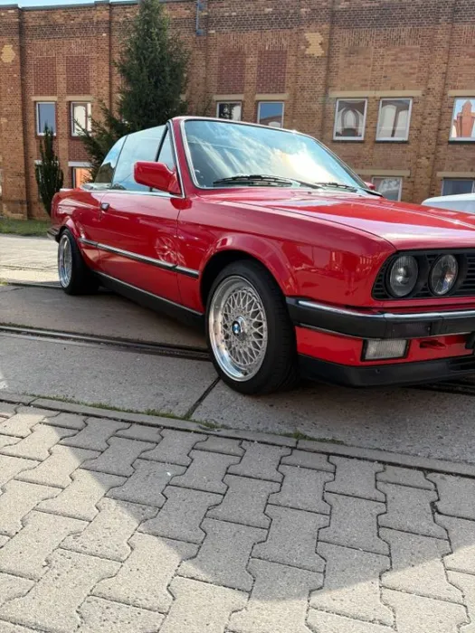 BMW 325 i E30 Cabrio VFL ,Brillantrot, H-K...