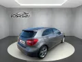 Mercedes-Benz A 180 7G-DCT Urban*Navi*Leder*PDC*Sitzbelüftung
