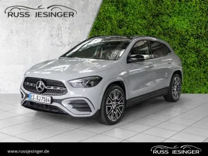 Mercedes-Benz GLA 200 Pano*AHK*2xKlima*AUT*DynLicht*Kam.*LED